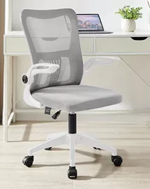 כסא מנהלים יוקרתי עם ידיות מתכווננות דגם XP-12 צבע אפור לבן מתצוגה ועודפים mycasa