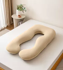 כרית הריון ויסקו מפנקת מבית B.k.import צבע שמנת-קרם mycasa