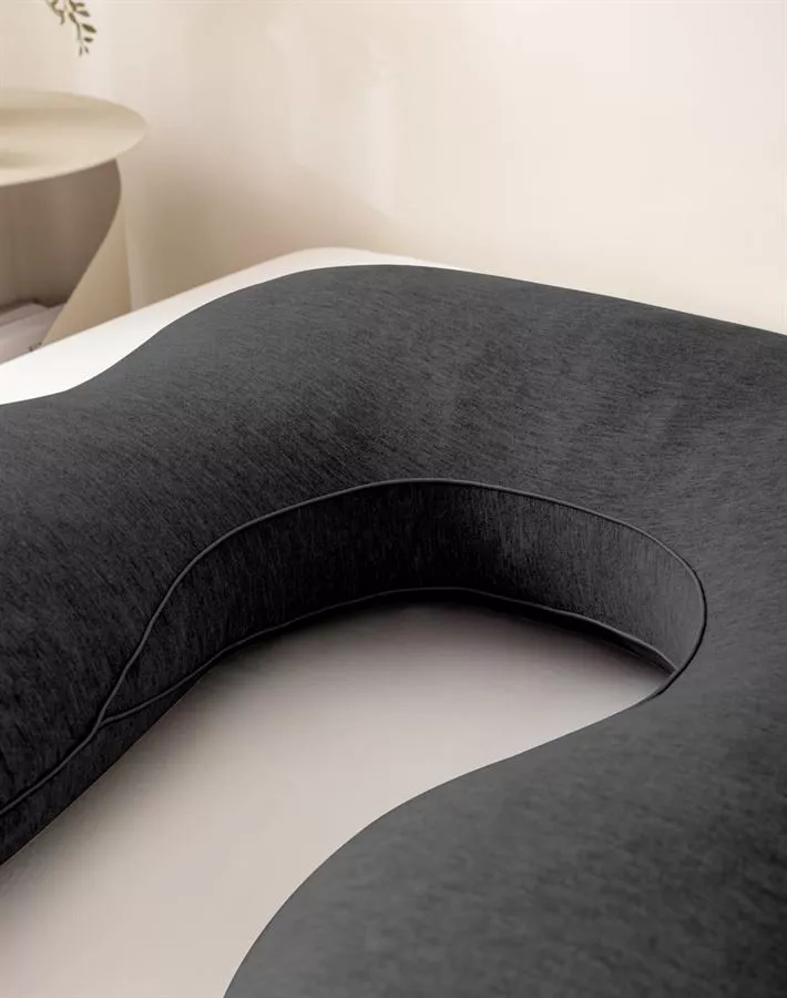 כרית הריון ויסקו מפנקת מבית B.k.import צבע אפור כהה